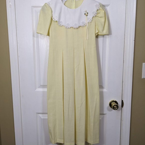 Bonnie Jean Other - Bonnie Jean Vintage Soft Yellow Bib Lace Trim Collar Maxi Girl's Dress - size 14